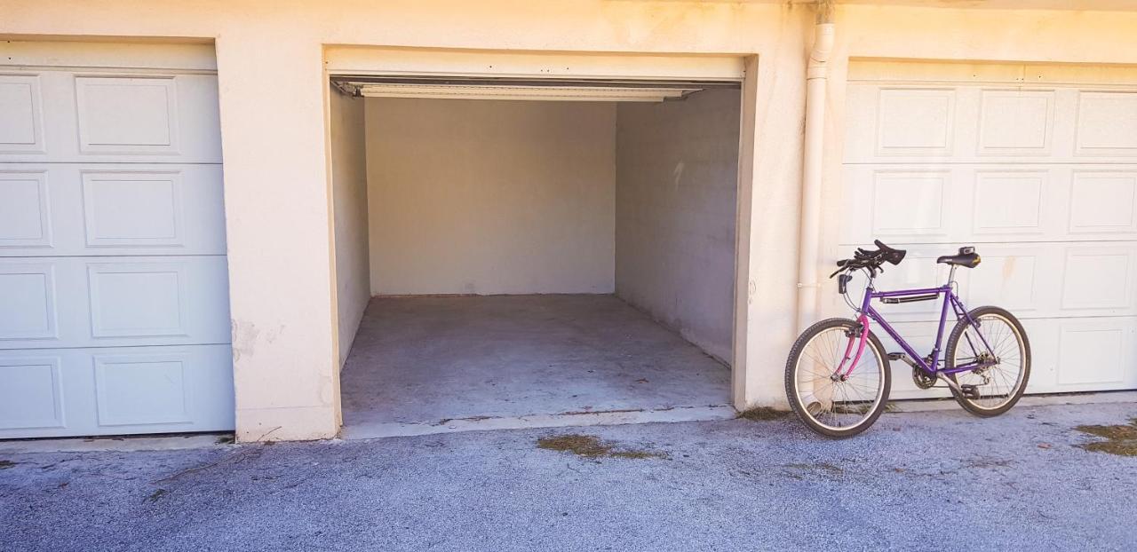 Appartement Vue Mer Avec Parking Ferme La Ciotat Exteriör bild